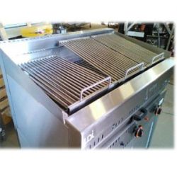 BARBECUE PORTUGAIS GAZ GRILLE FIXE AVEC MEUBLE 700