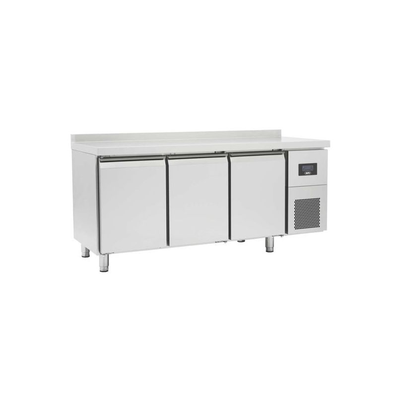 TABLES RÉFRIGÉRÉES gn 1/1 avec dosseret portes pleines positives évaporateur traité (OZ3ND) TABLES RÉFRIGÉRÉES gn 1/1 avec dosseret portes pleines positives évaporateur traité (OZ3ND)