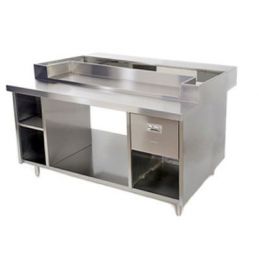 Table inox pour une vitrine...