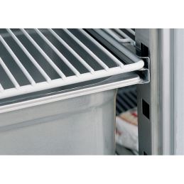Table frigorifique, ventilée, 4 portes GN 1/1, groupe à gauche