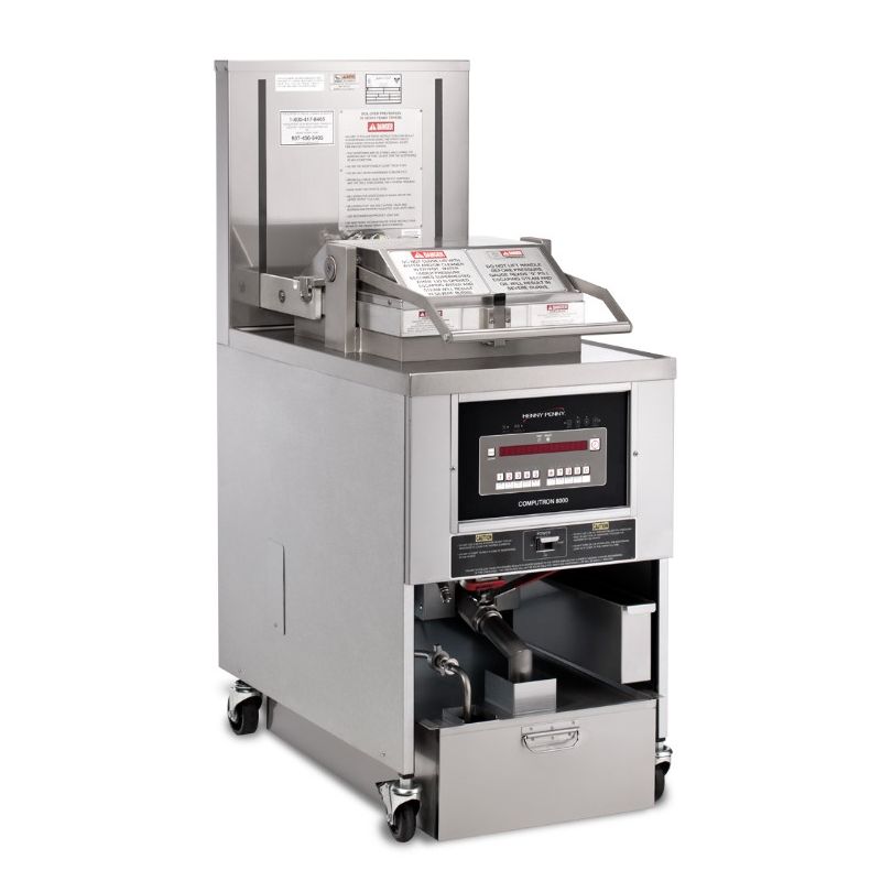 Friteuse à pression gaz à 8 têtes à volume élevé avec 8000 Computron, Henny Penny Friteuse à pression gaz à 8 têtes à volume élevé avec 8000 Computron, Henny Penny