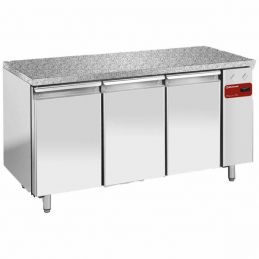 able frigorifique, ventilée, 3 portes EN 600x400